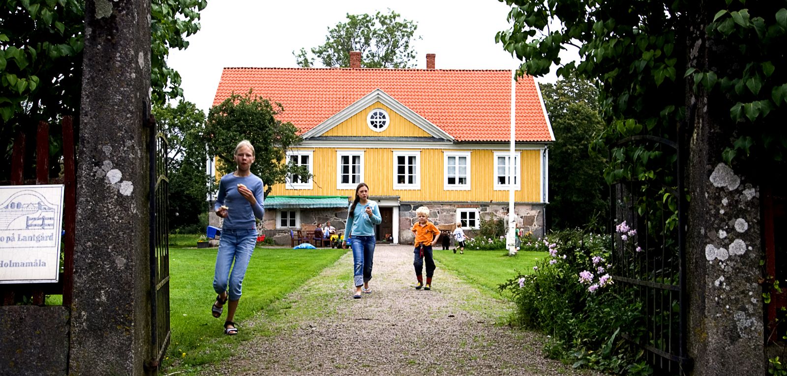 HolmamÃ¥la gÃ¥rd.